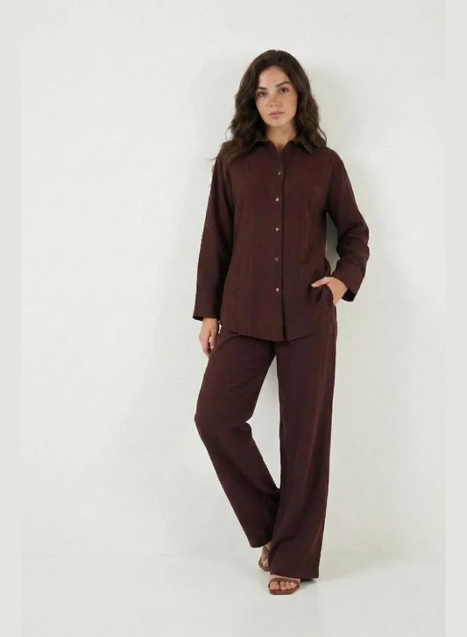 ليلا طقم بدلة قميص نسائي بقصة كلاسيكية وياقة عادية وخصر محدد